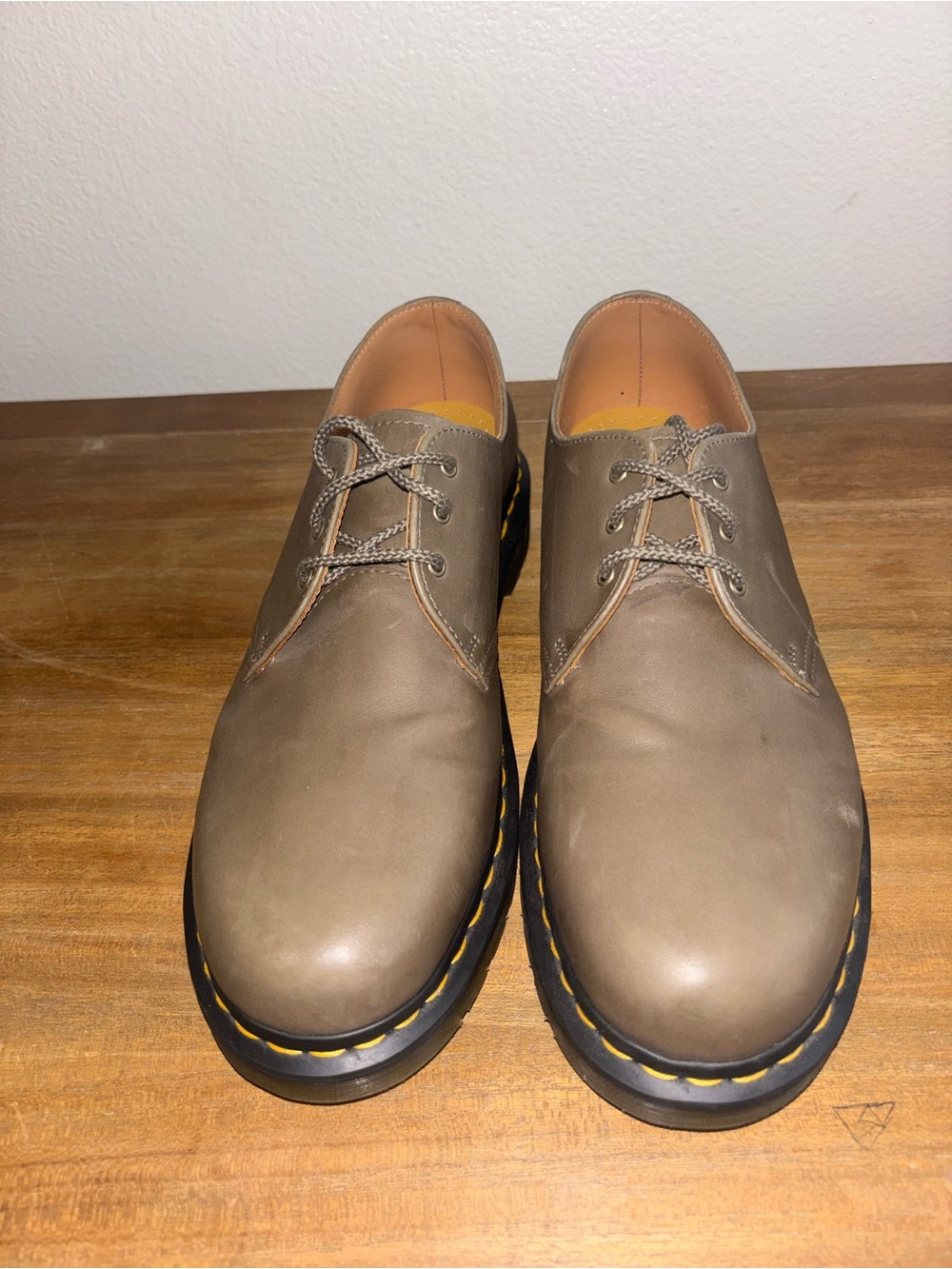 Dr. Martens Leather Oxford Olive Shoes Mens Classic Outdoor Low Top size 11